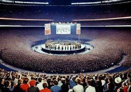 The Beatles - Shea Stadium (1965)